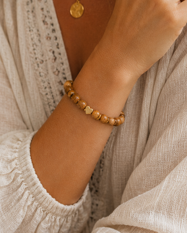 Everlasting Love Jerusalem Olive Wood Bracelet | Gold Heart Christian Bracelet – Jeremiah 31:3